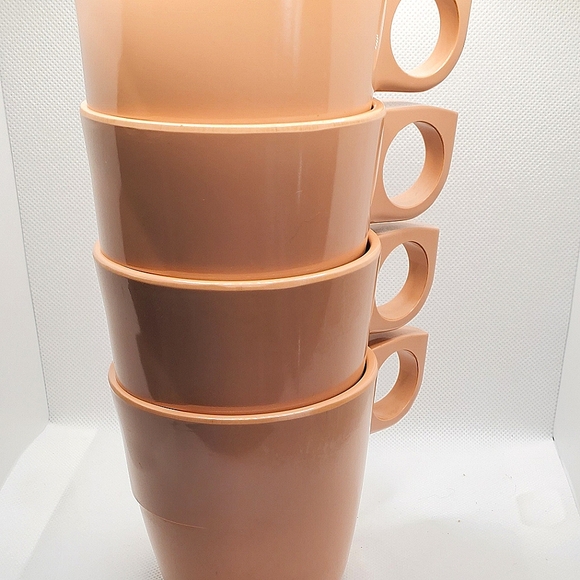 Vintage Set of 4 Melamine Vanguard by Maplex Mugs Salmon Pink - Picture 2 of 14